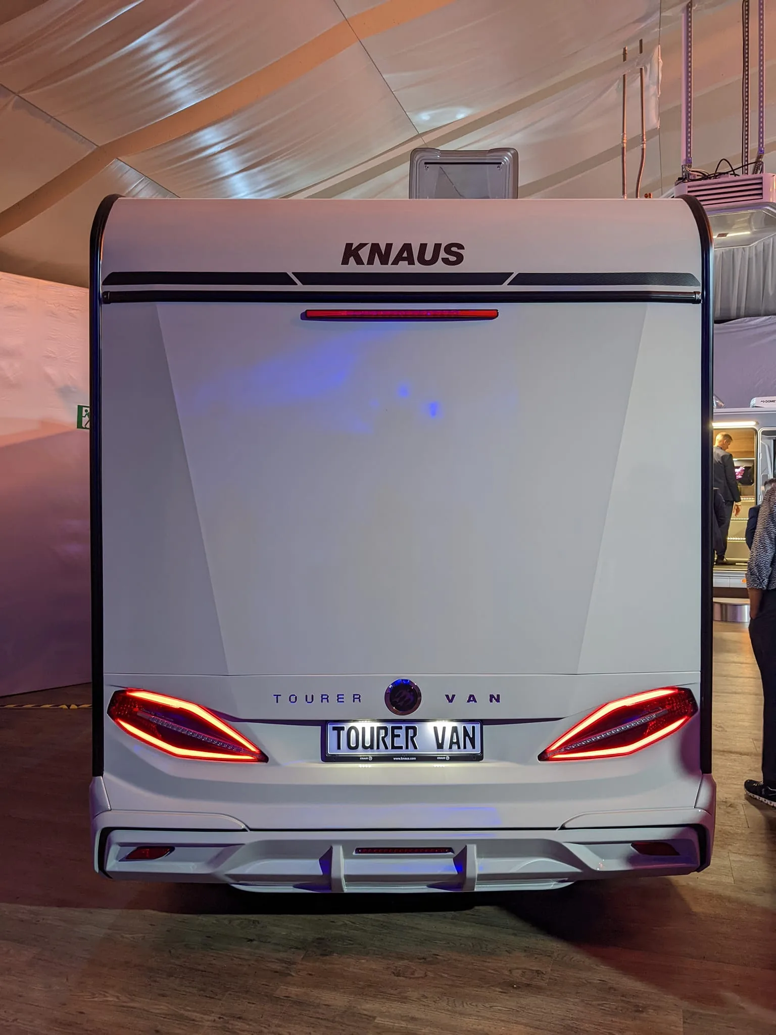 Knaus Tourer Van - zadní pohled